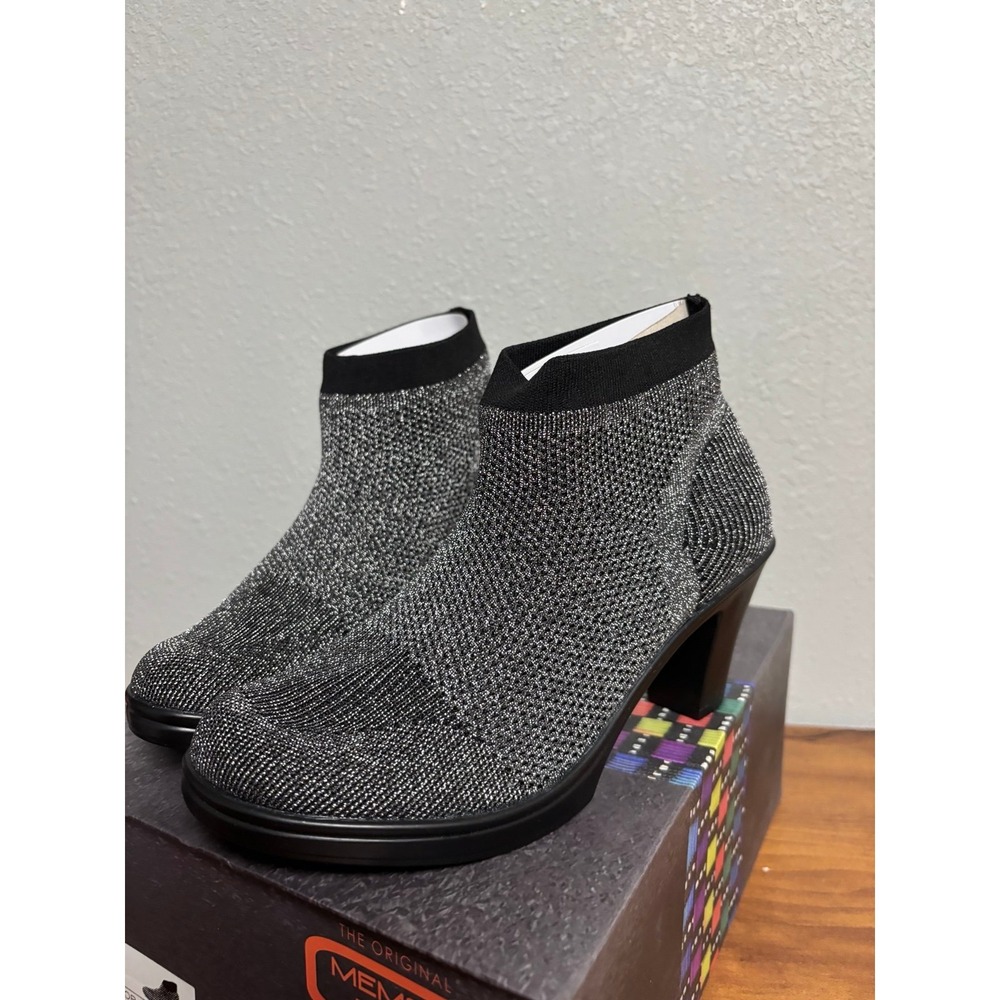 Bernie Mev Doll Gunmetal Metallic Knit Ankle Boots Size 36 US 62C